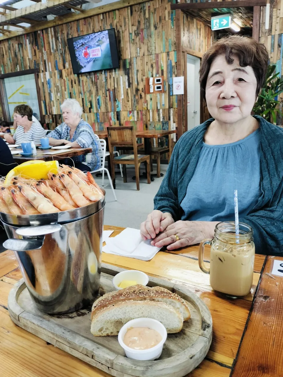 パースのカフェでのランチタイム